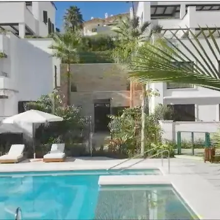 Luxury At Lomas Del Rey, Puente * Марбелья