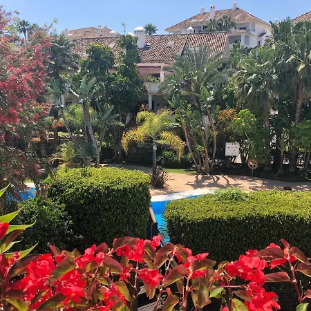 Luxury At Lomas Del Rey, Puente * Марбелья