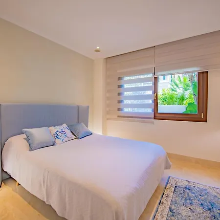 Luxury At Lomas Del Rey, Puente