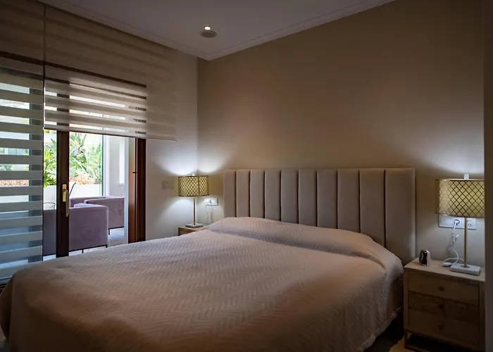 Daire Luxury At Lomas Del Rey, Puente Marbella