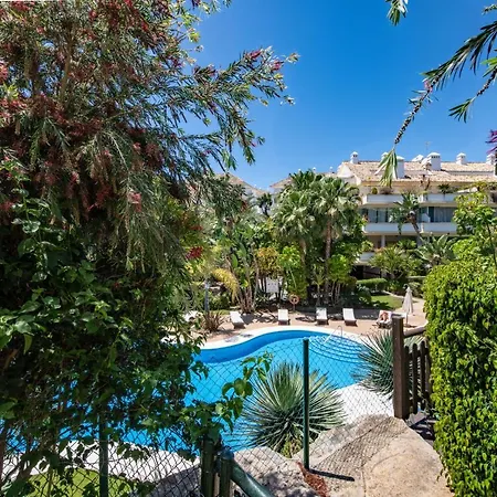 Luxury At Lomas Del Rey, Puente 马尔韦利亚